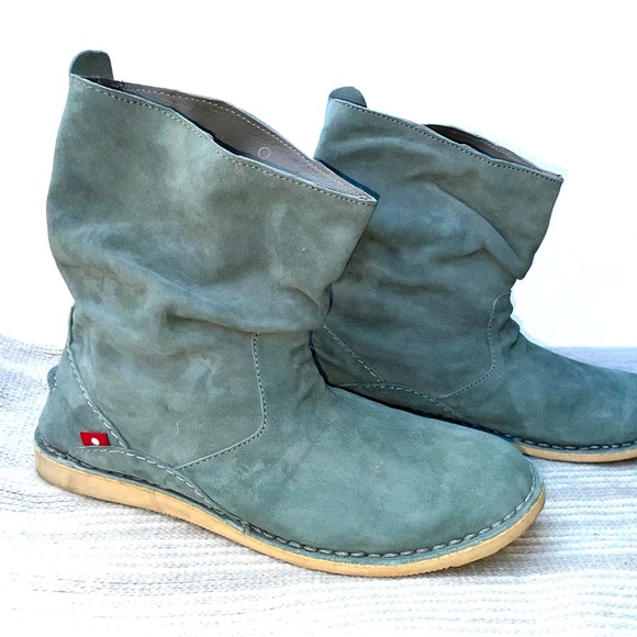 Oliberte suede booties - Picture 1 of 7